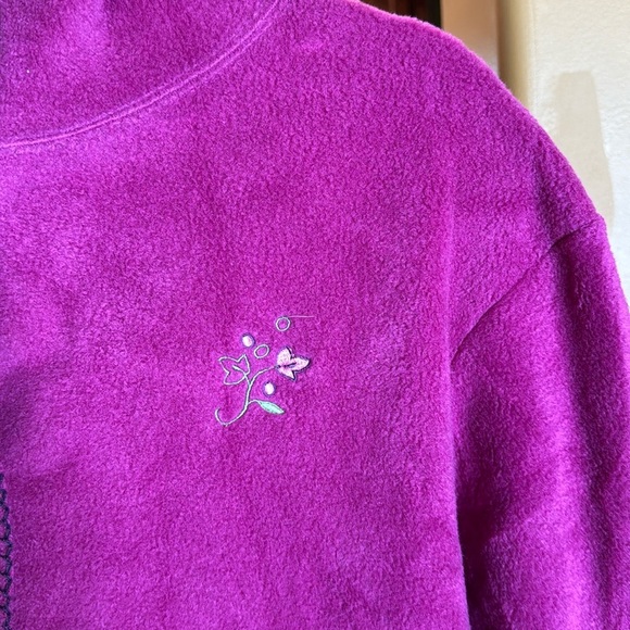 NWOT Disney Embroidered Mickey Mouse Floral Purple Fleece Jacket Size Small - Picture 2 of 10